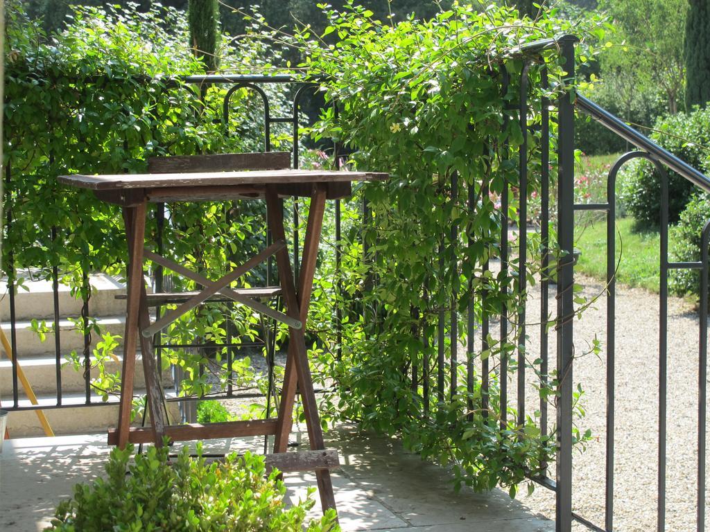 Les Communs Du Manoir Apartment Écully Cameră foto