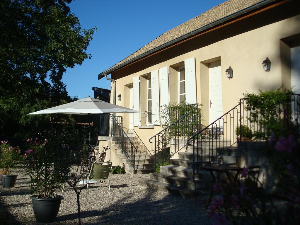 Les Communs Du Manoir Apartment Écully Cameră foto