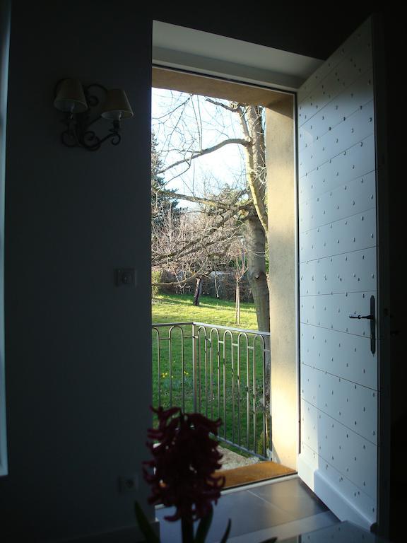 Les Communs Du Manoir Apartment Écully Exterior foto
