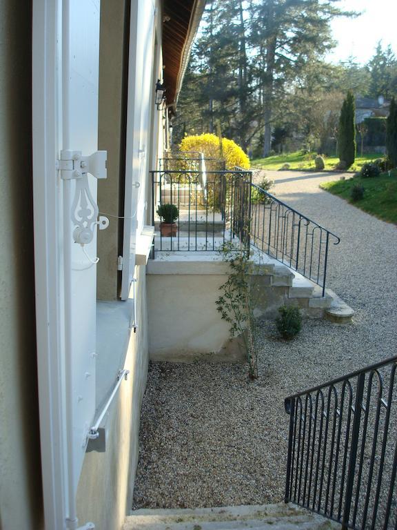 Les Communs Du Manoir Apartment Écully Exterior foto